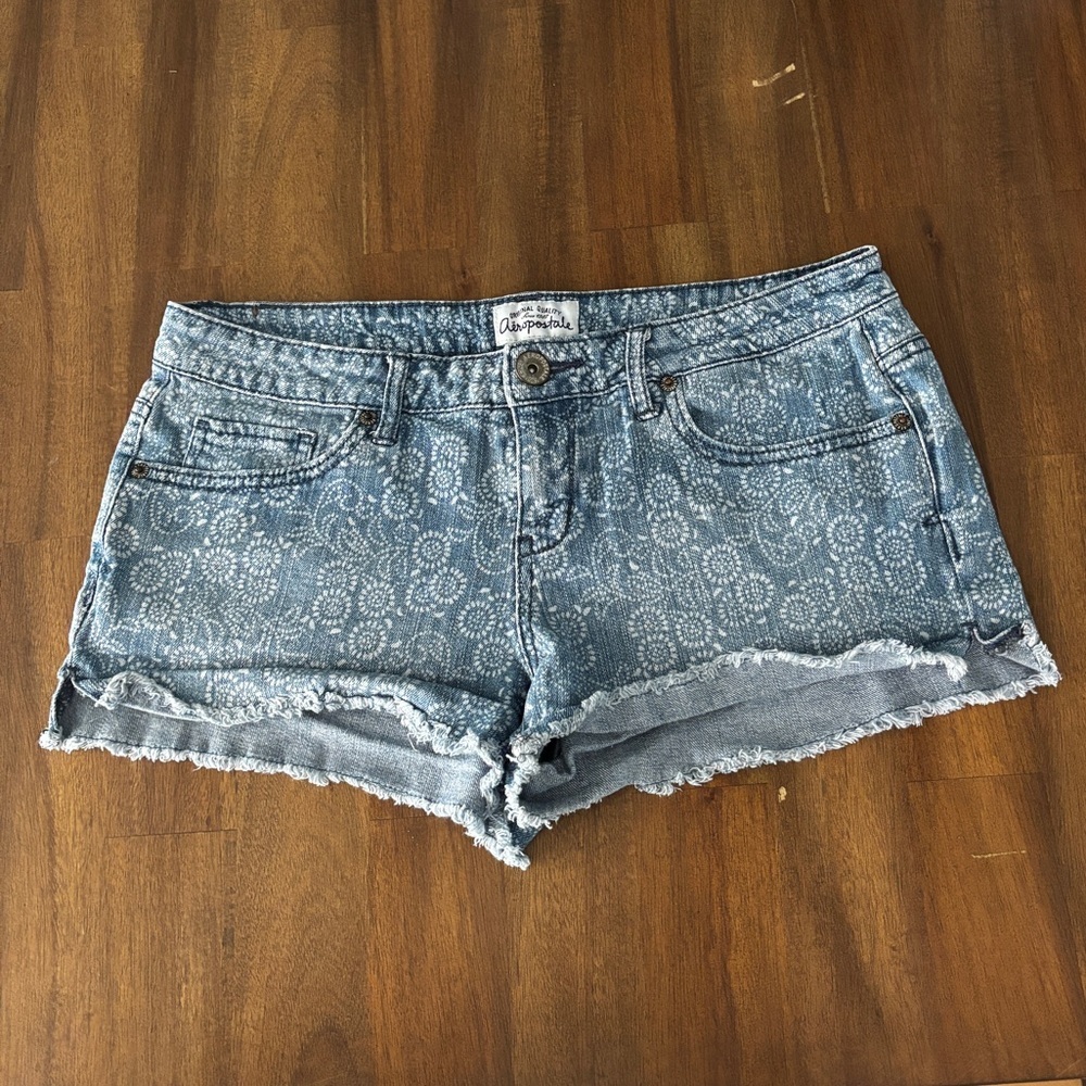 Aeropostale Women's Blue Cotton Floral Low-Rise 5-Pocket Cut-Off Shorts Size 7/8